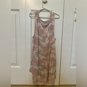 old navy pink camo tank top